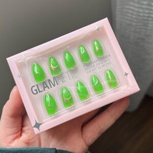 Glamnetic Press-On Nails